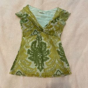 vintage top , early 2000s vibes